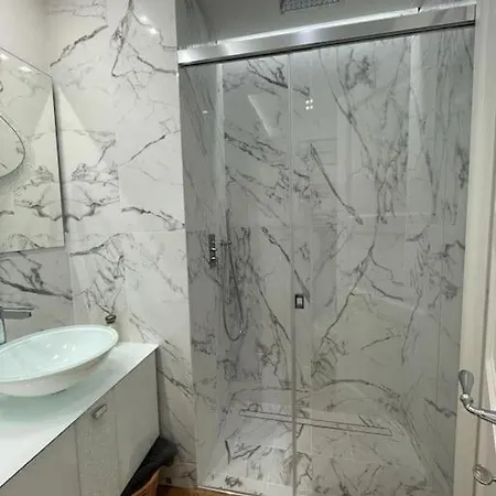Apartment Caterina De' Medici Luxury Attic With Terrace And Parking *