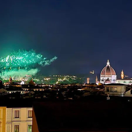 Apartment Caterina De' Medici Luxury Attic With Terrace And Parking *