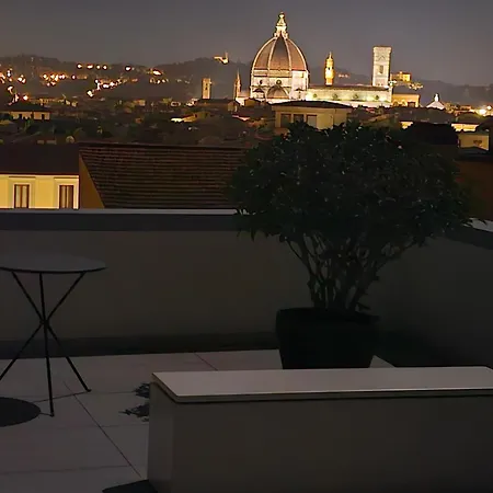 Caterina De' Medici Luxury Attic With Terrace And Parking *