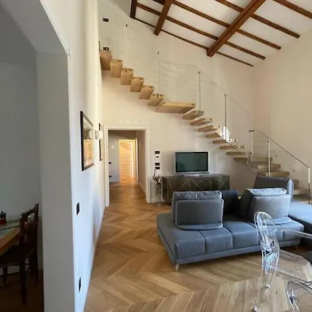 Caterina De' Medici Luxury Attic With Terrace And Parking * フィレンツェ